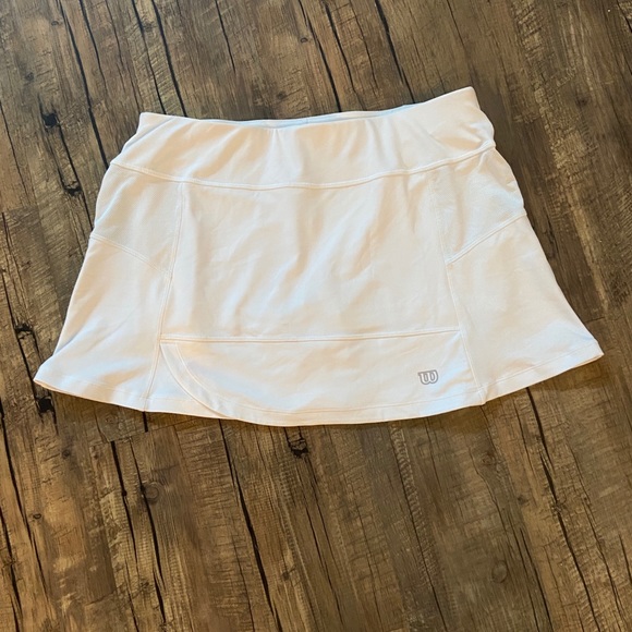 Wilson tennis skirt- large - Picture 4 of 6